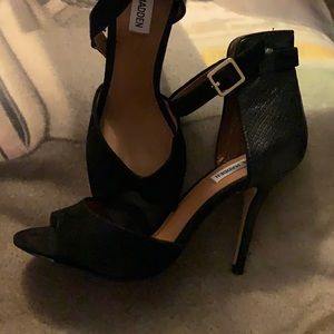 Steve Madden step out heels